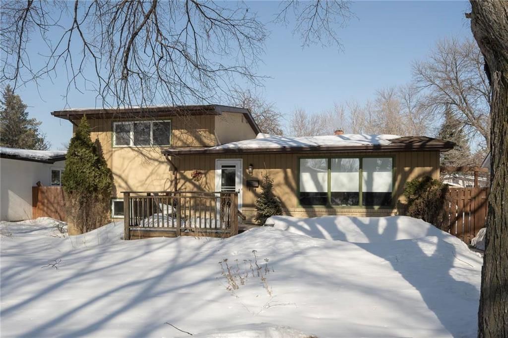 I have sold a property at 135 Laval DR in Winnipeg
