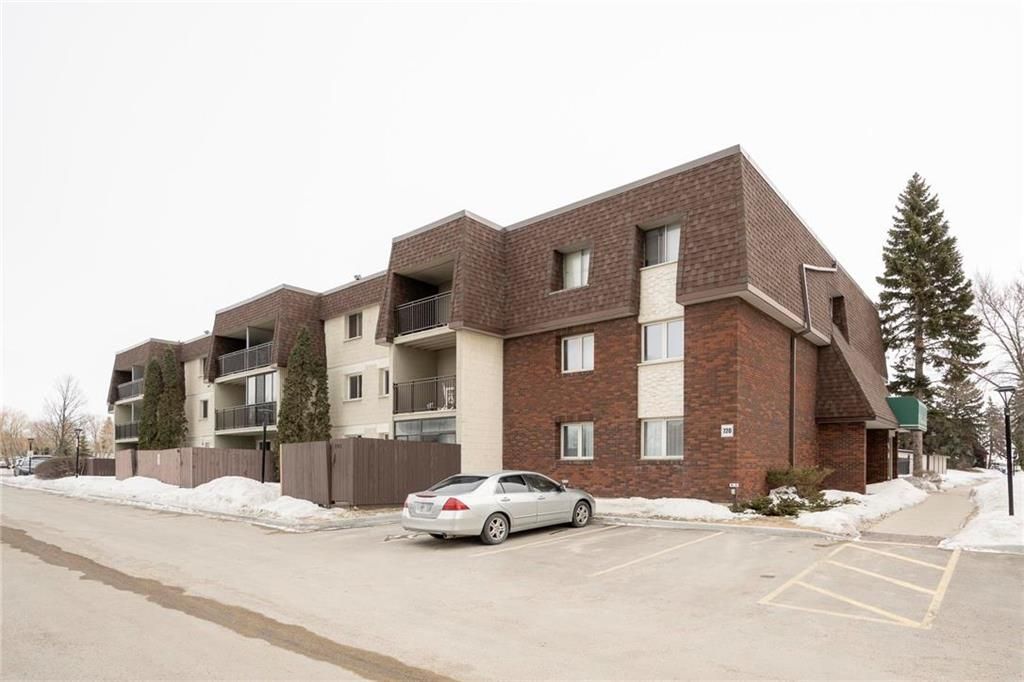 I have sold a property at 204 720 Kenaston BLVD in Winnipeg
